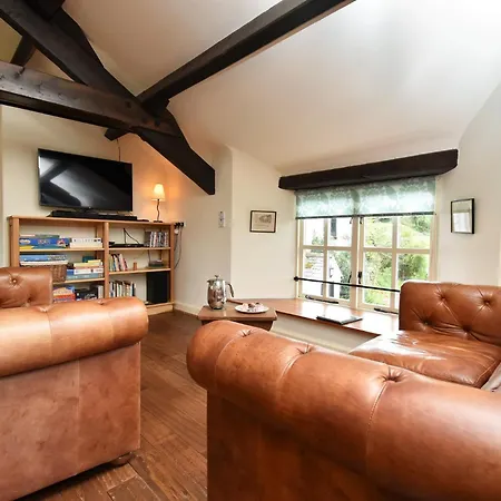 2 Bed In Eskdale Sz487