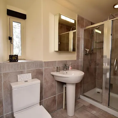 2 Bed In Eskdale Sz487 *